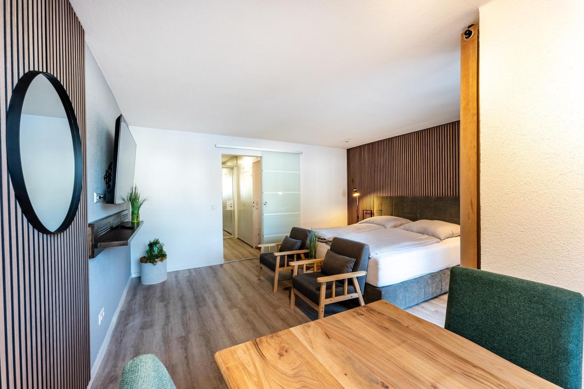 Juri5 In Baiersbronn Mit Pool Apartamento Exterior foto